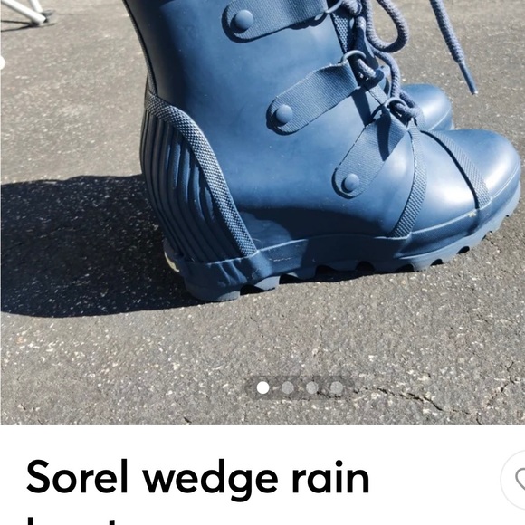 SOLD!!Sorel wedge very cool blue ankle size 8 rain boots - Picture 6 of 7
